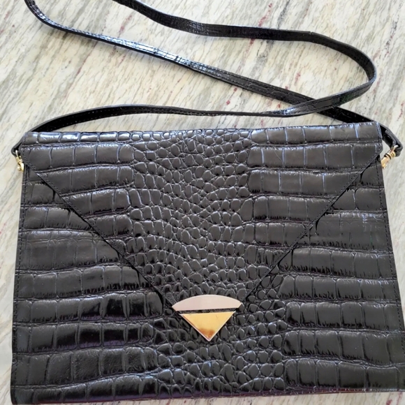 Purse - Picture 1 of 3